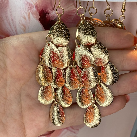 Amazing Set of Six Earrings - Picture 5 of 9